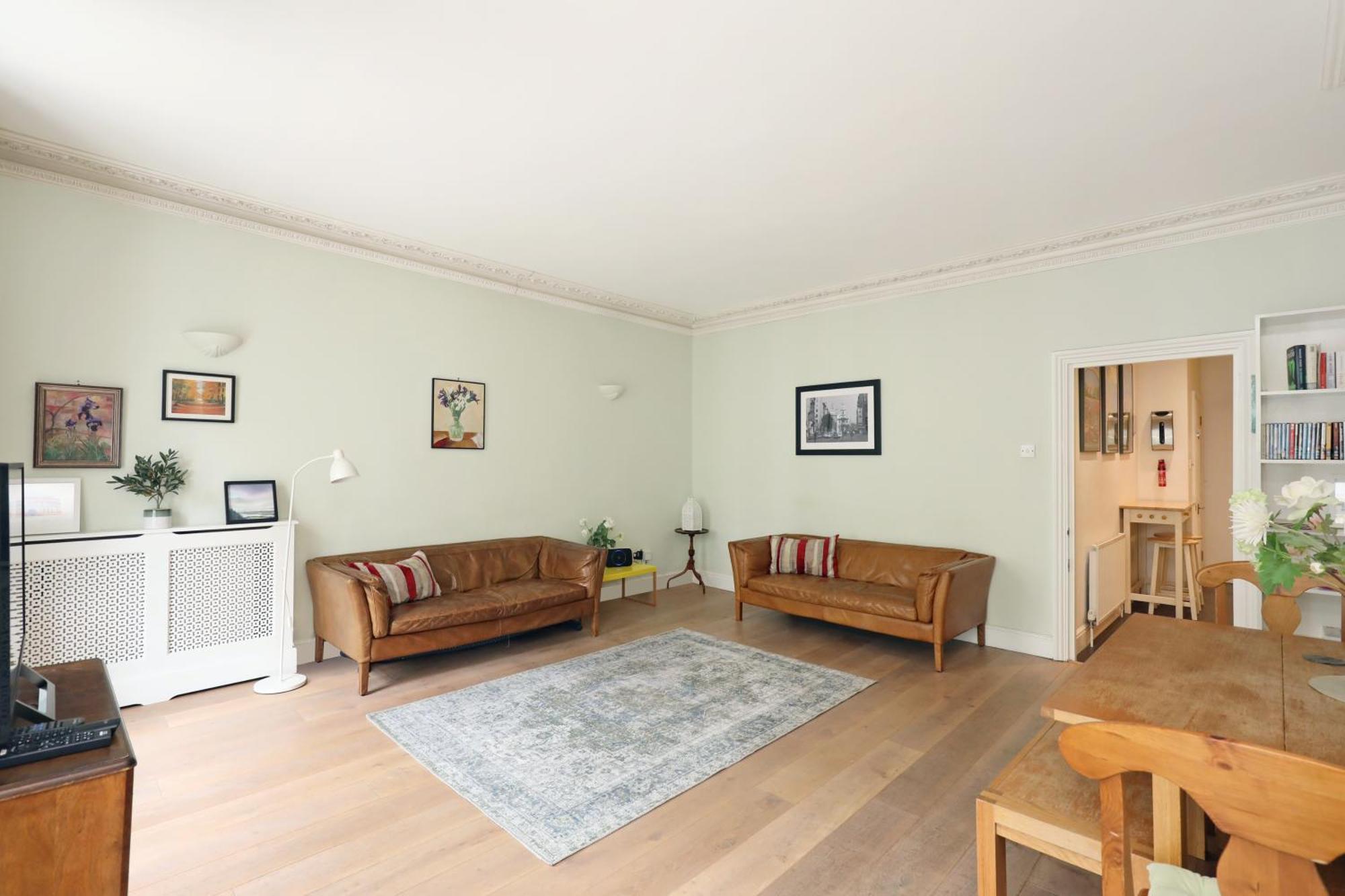 Covent Garden Superior Two Bedroom Aparment on Strand Londen Buitenkant foto