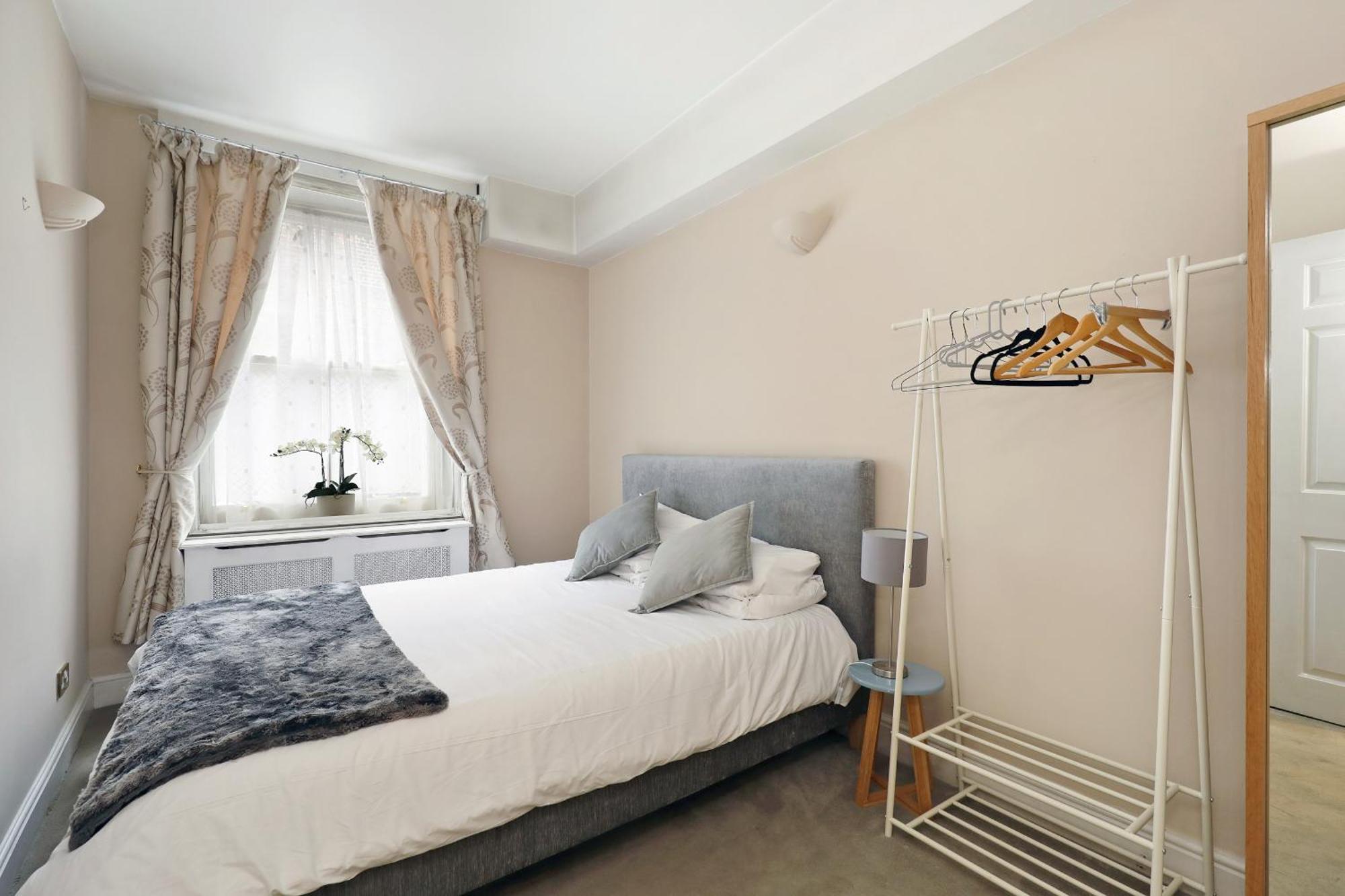 Covent Garden Superior Two Bedroom Aparment on Strand Londen Buitenkant foto