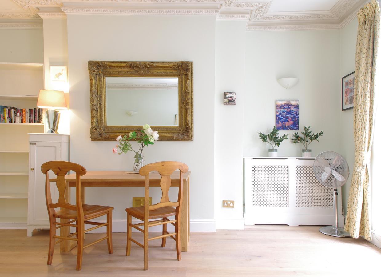 Covent Garden Superior Two Bedroom Aparment on Strand Londen Buitenkant foto